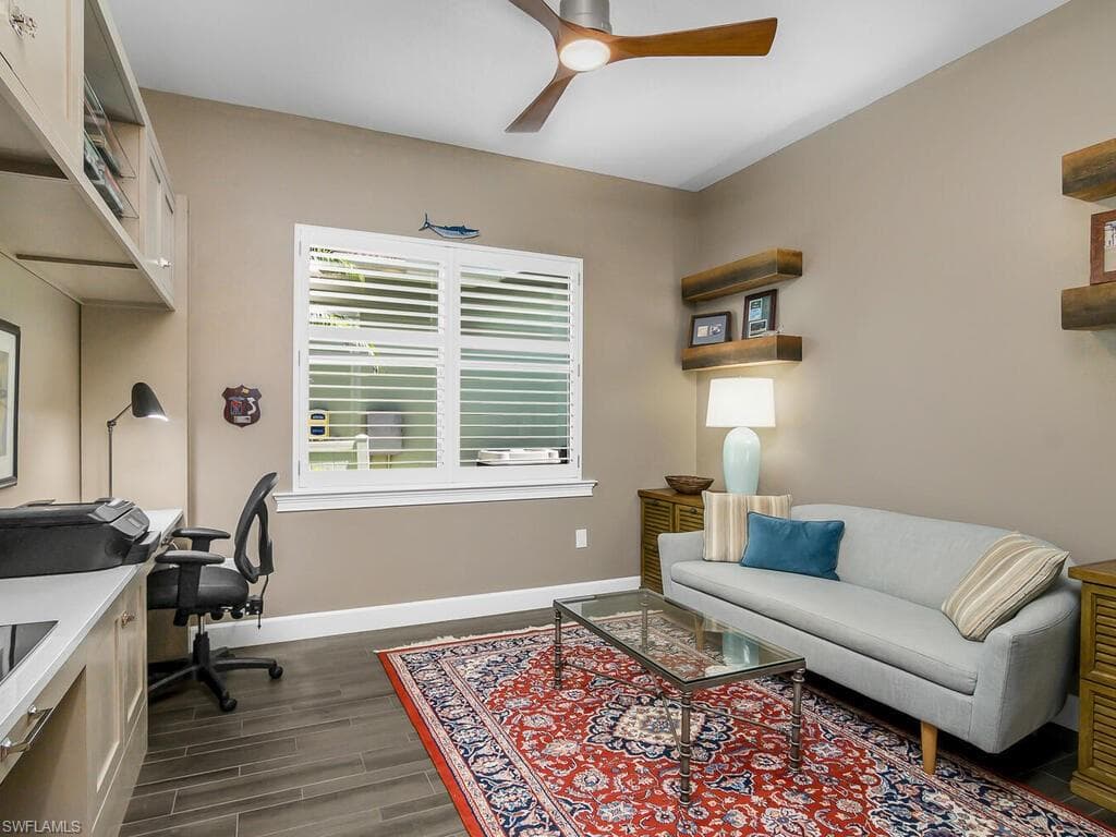 6478 Warwick Ave, Naples, FL 34113-16
