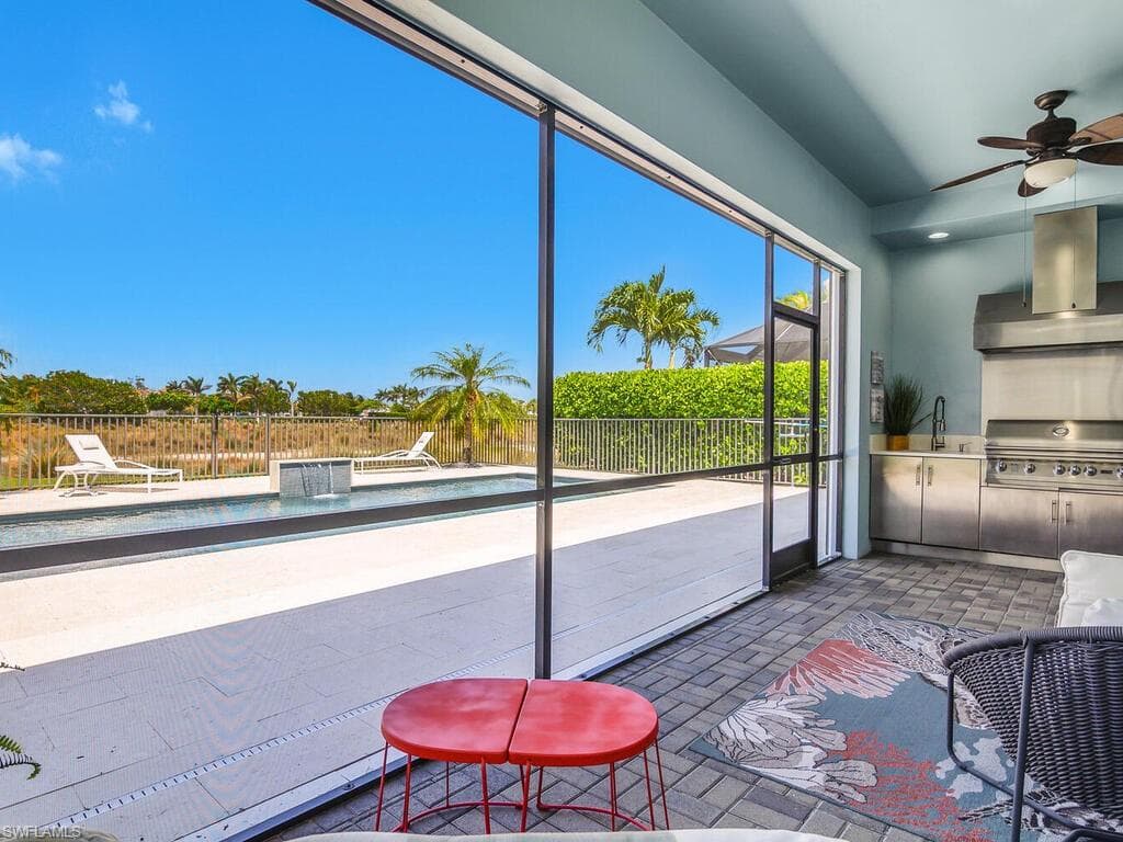 6478 Warwick Ave, Naples, FL 34113-35