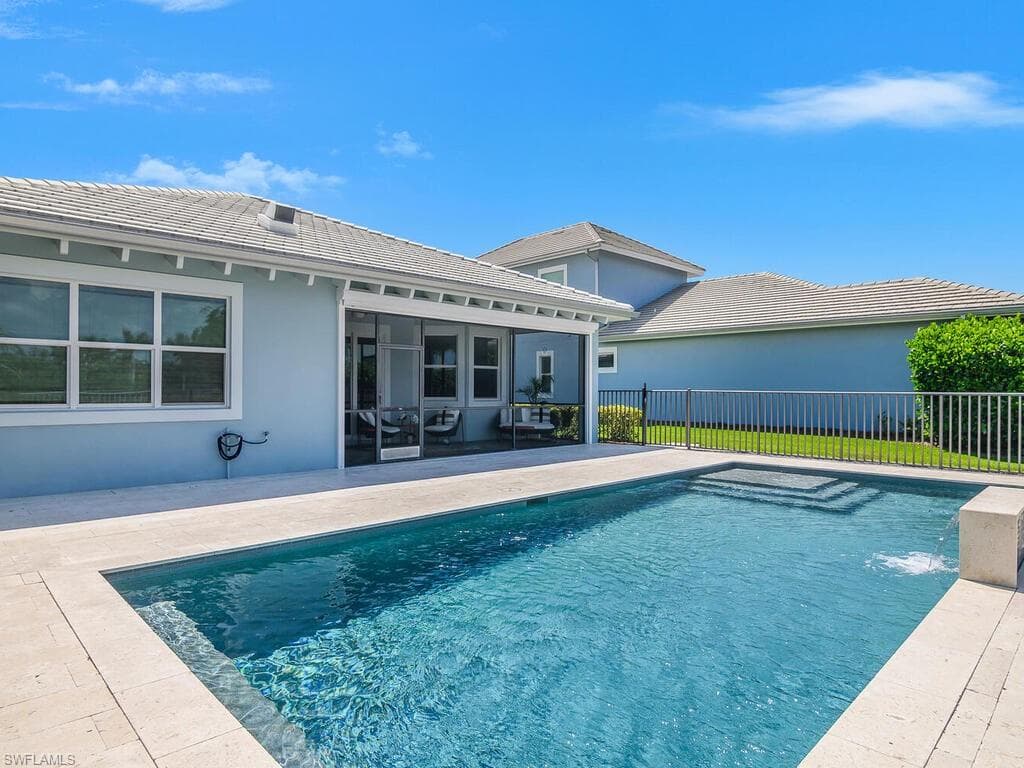 6478 Warwick Ave, Naples, FL 34113-36