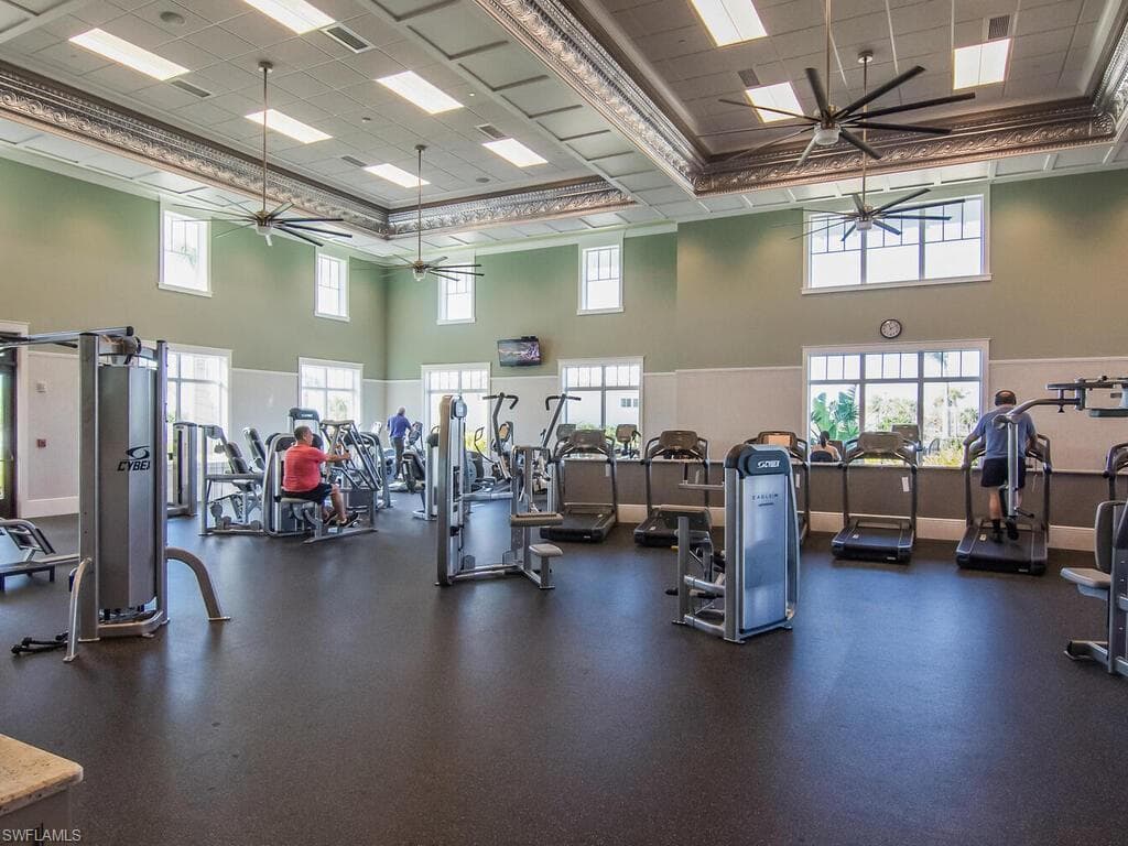 6478 Warwick Ave, Naples, FL 34113-38