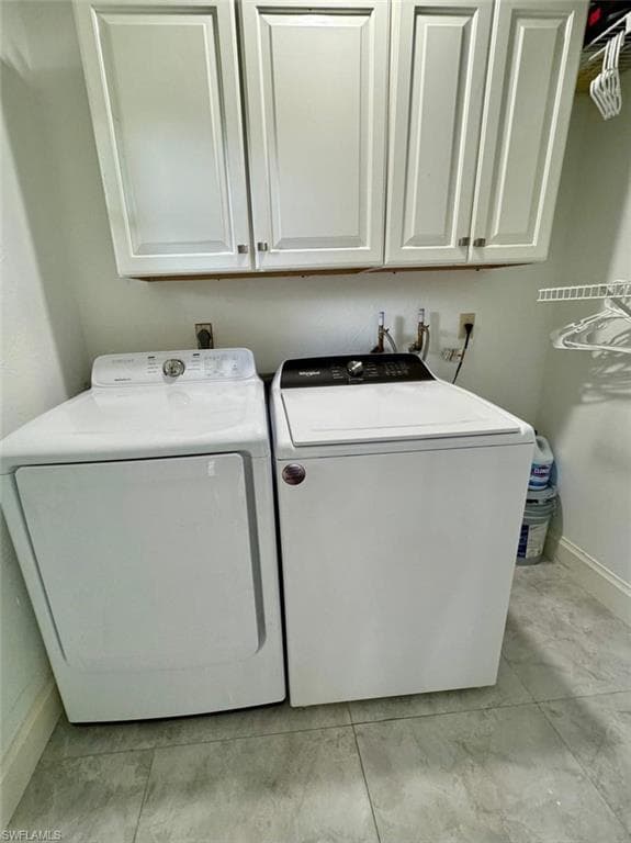 857 Palm View Dr 32, Naples, FL 34110-10