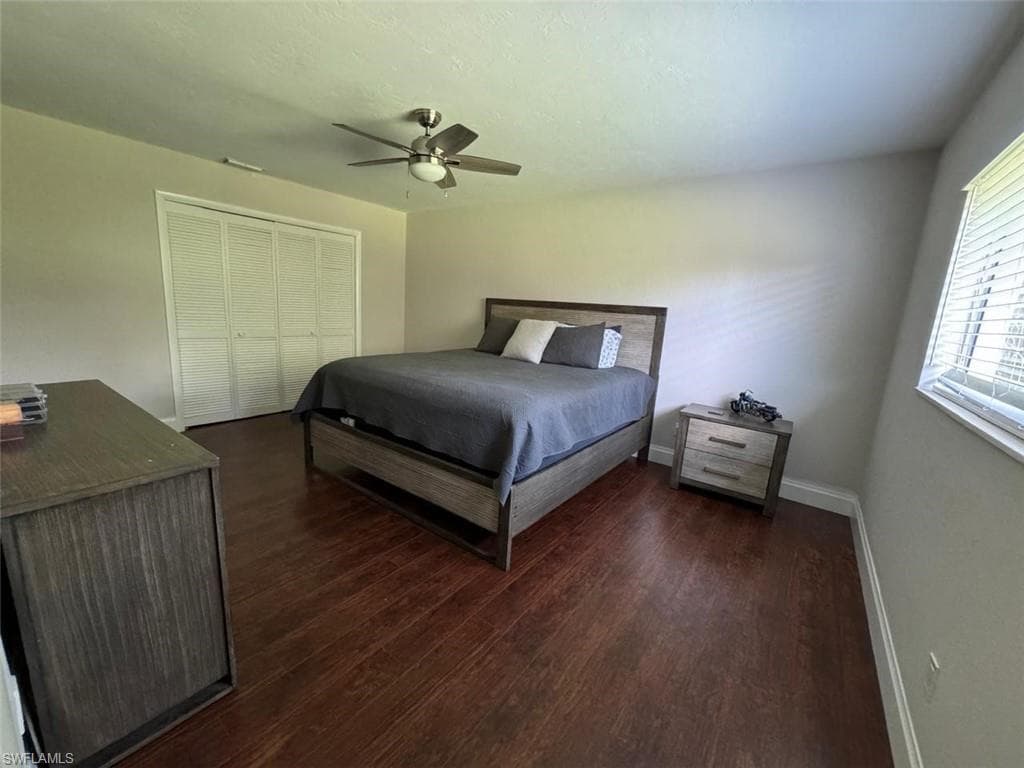 857 Palm View Dr 32, Naples, FL 34110-6