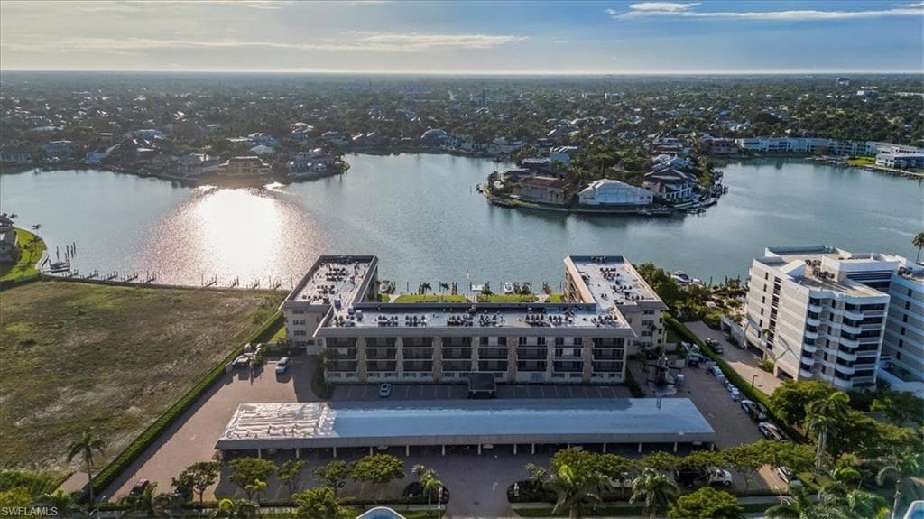 3200 Gulf Shore Blvd N 403, Naples, FL 34103-21