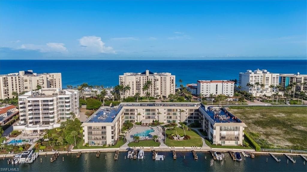 3200 Gulf Shore Blvd N 403, Naples, FL 34103-23