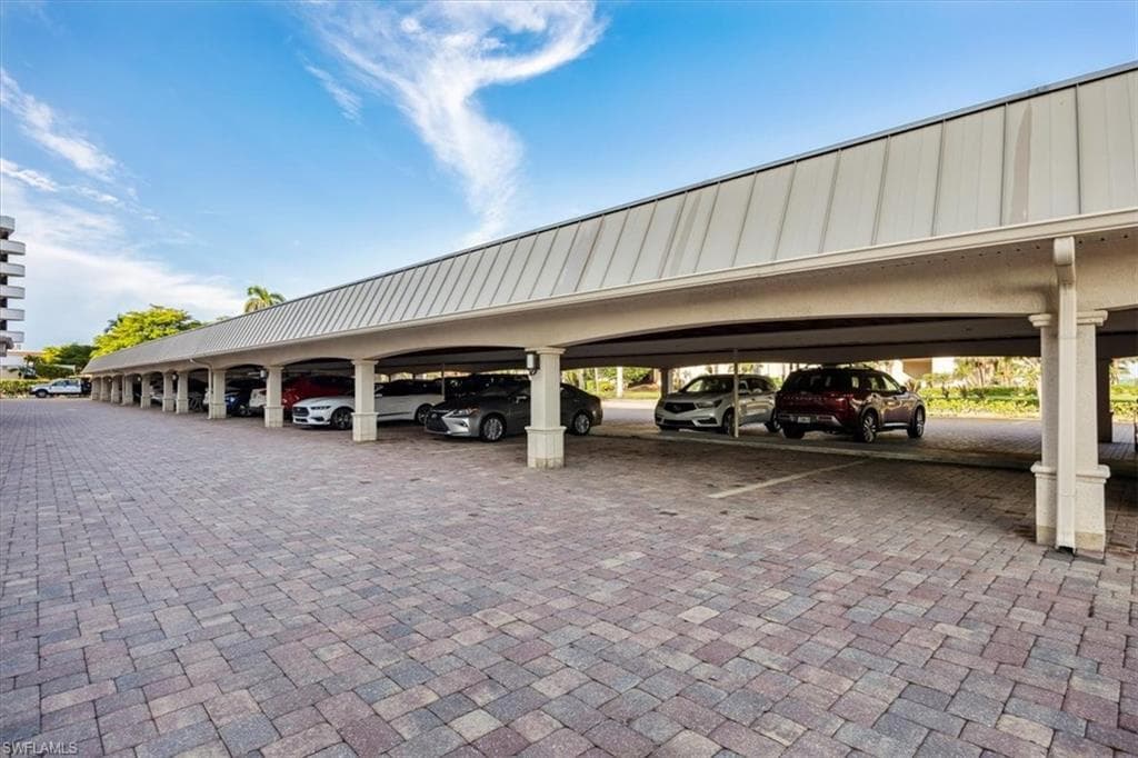 3200 Gulf Shore Blvd N 403, Naples, FL 34103-25