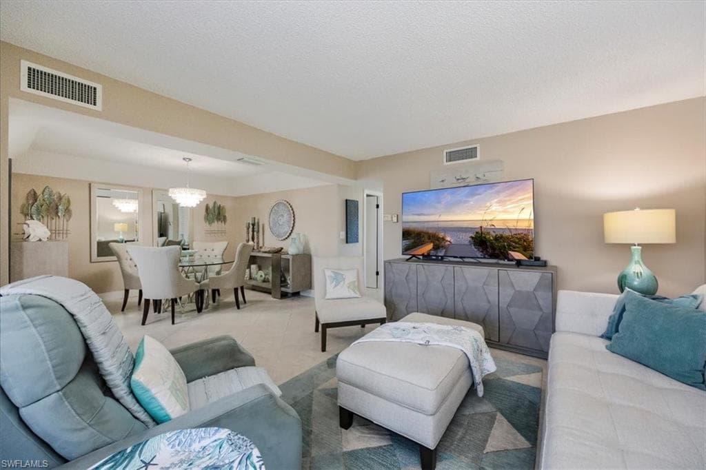 3200 Gulf Shore Blvd N 403, Naples, FL 34103-7