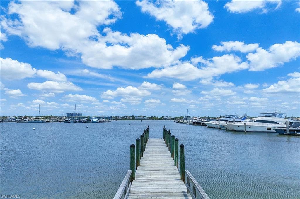 1325 7th St S 2b, Naples, FL 34102-31