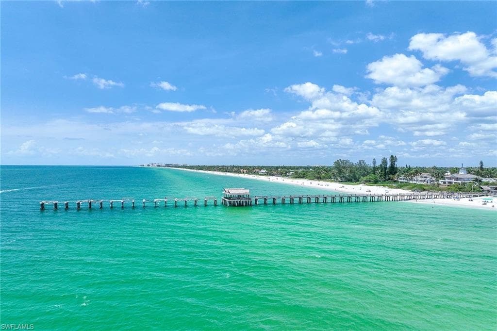 1325 7th St S 2b, Naples, FL 34102-33