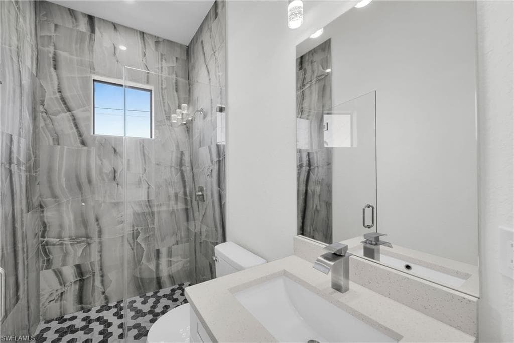 1002 7th Ave, Cape Coral, FL 33909-20