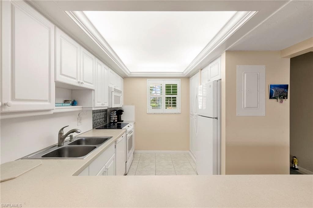 860 Panama Ct 107, Marco Island, FL 34145-10