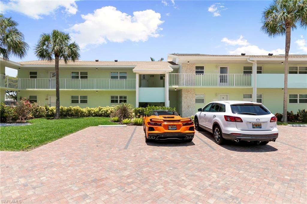 860 Panama Ct 107, Marco Island, FL 34145-29