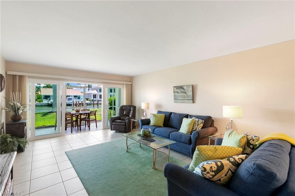 860 Panama Ct 107, Marco Island, FL 34145-3