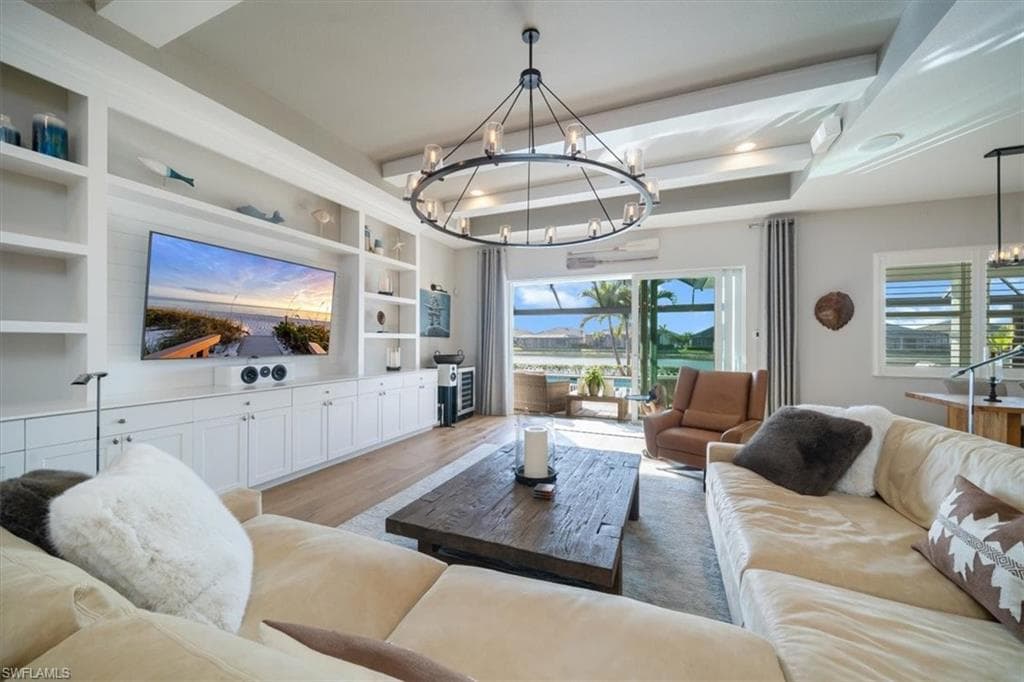 14372 Neptune Ave, Naples, FL 34114-10