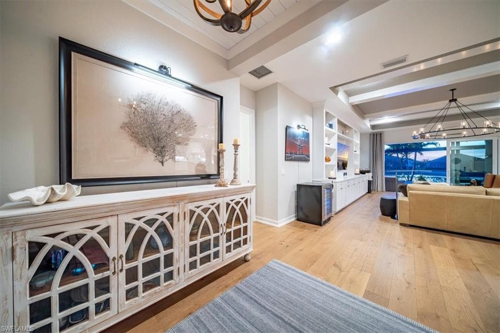 14372 Neptune Ave, Naples, FL 34114-5