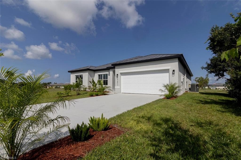 17211 Nile Ct, Punta Gorda, FL 33955-3