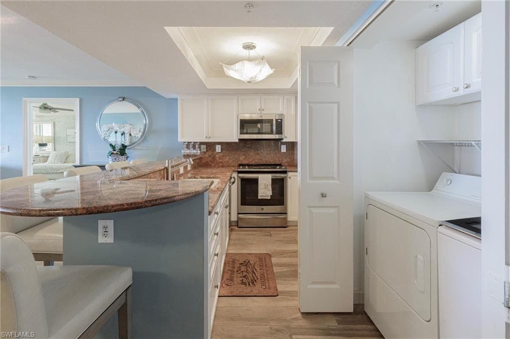 6849 Grenadier Blvd 1803, Naples, FL 34108-17