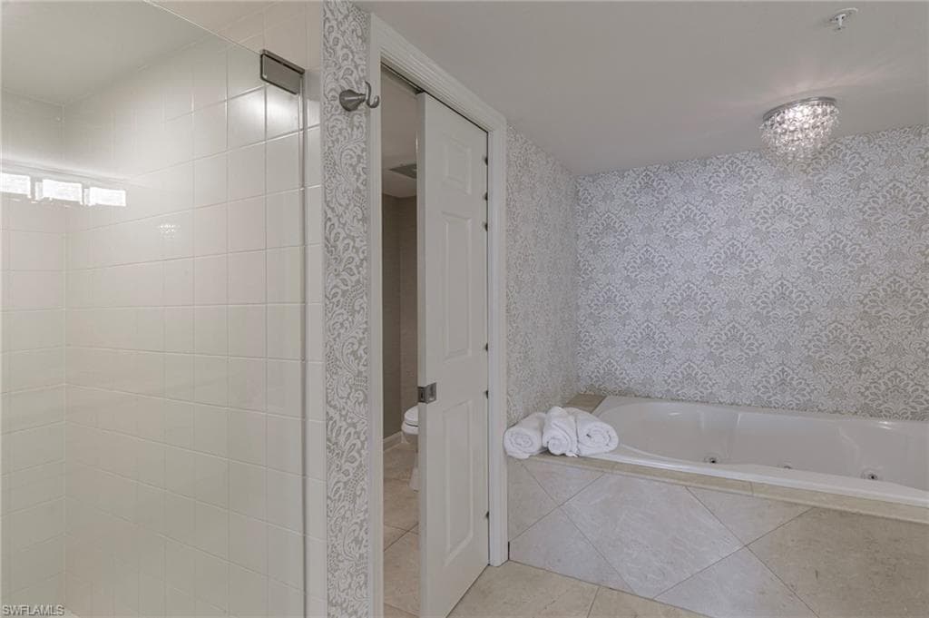 6849 Grenadier Blvd 1803, Naples, FL 34108-23