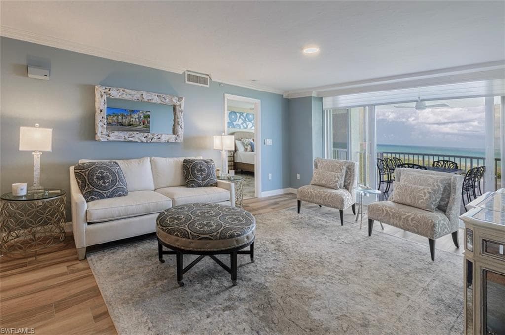 6849 Grenadier Blvd 1803, Naples, FL 34108-27