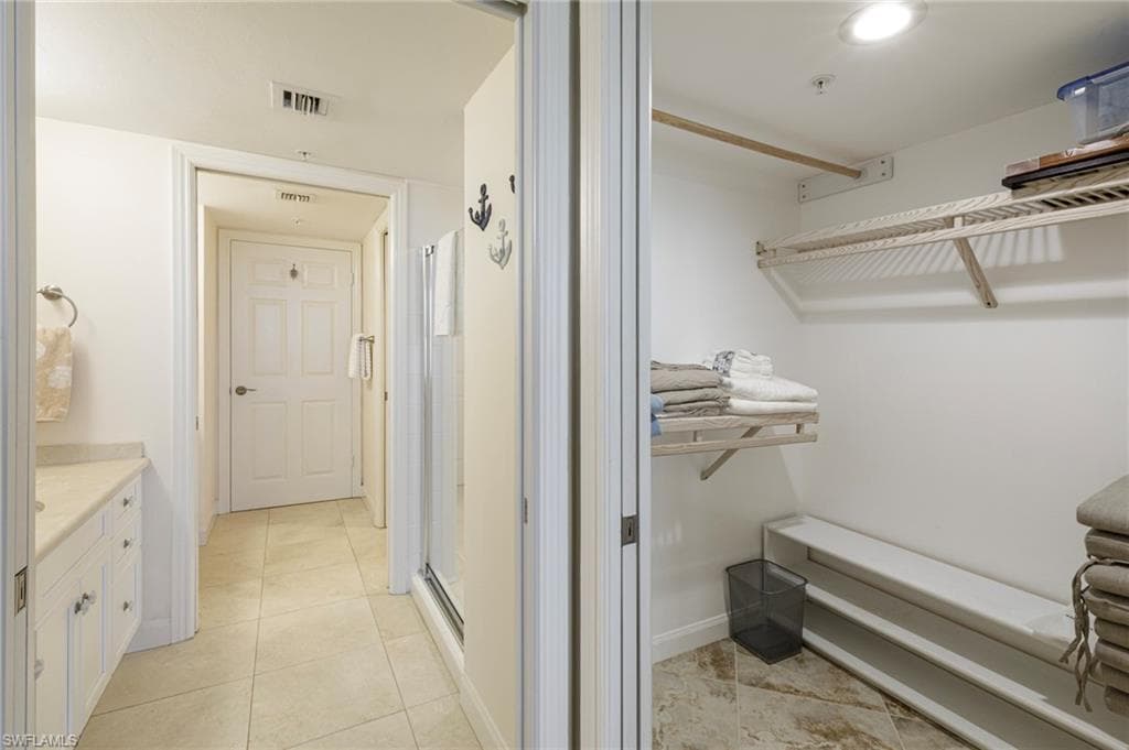 6849 Grenadier Blvd 1803, Naples, FL 34108-31