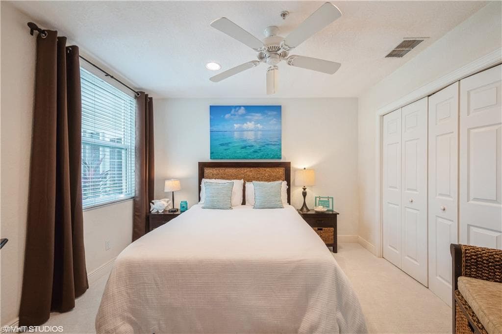 4610 Hawks Nest Dr 104, Naples, FL 34114-27