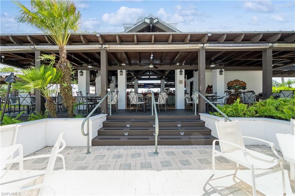 4610 Hawks Nest Dr 104, Naples, FL 34114-44