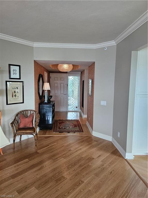 430 Cove Tower Dr 501, Naples, FL 34110-9