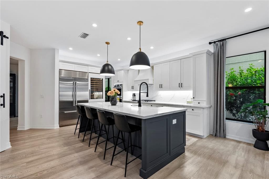 4083 Aspen Chase Dr, Naples, FL 34119-9
