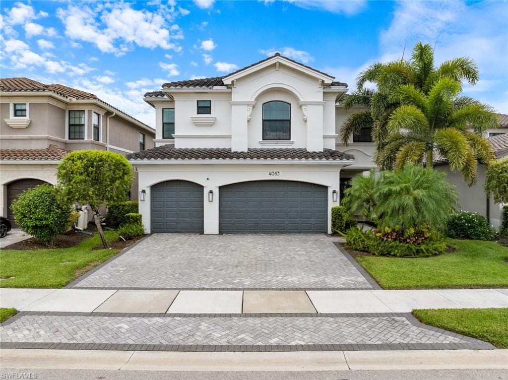 4083 Aspen Chase Dr, Naples, FL 34119-2