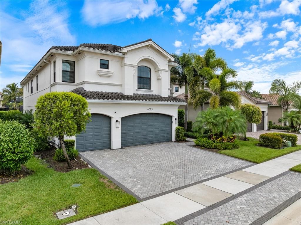 4083 Aspen Chase Dr, Naples, FL 34119-3