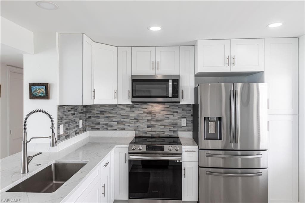 26300 Hickory Blvd 906, Bonita Springs, FL 34134-10