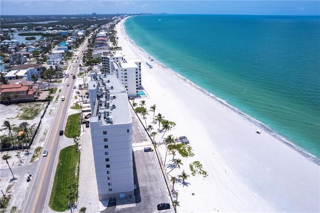 26300 Hickory Blvd 906, Bonita Springs, FL 34134-30