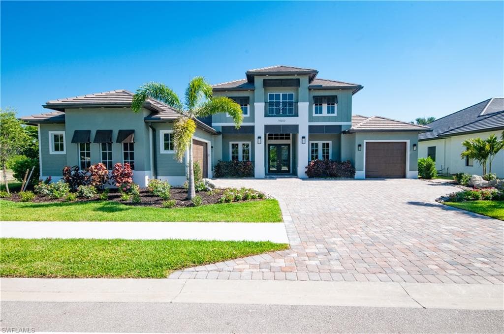 14302 Charthouse Cir, Naples, FL 34114-1