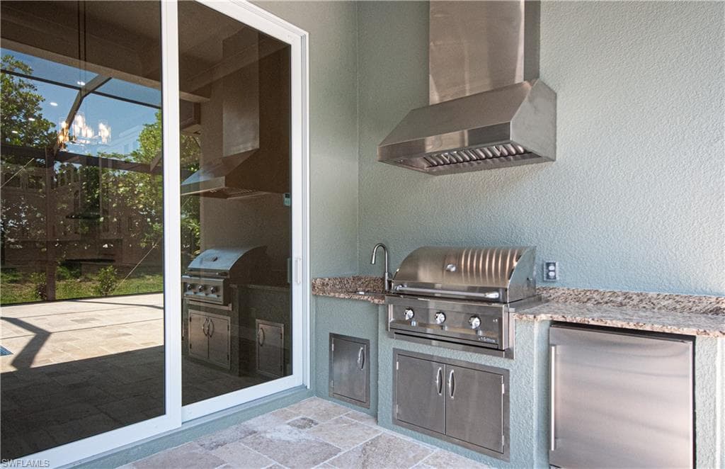 14302 Charthouse Cir, Naples, FL 34114-30