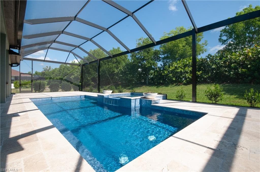 14302 Charthouse Cir, Naples, FL 34114-37