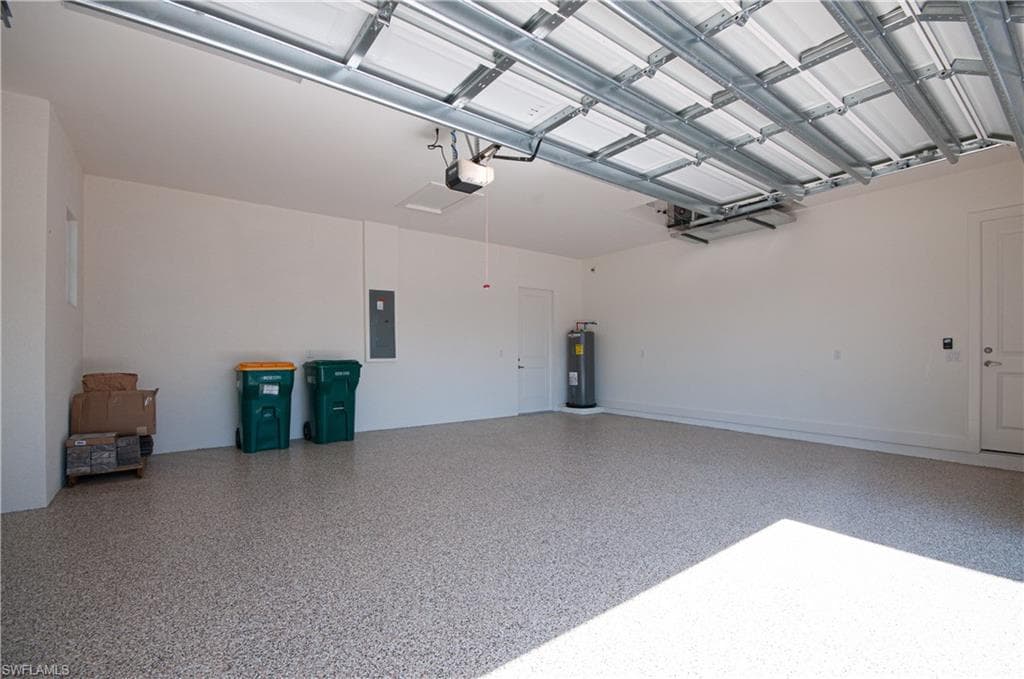 14302 Charthouse Cir, Naples, FL 34114-39