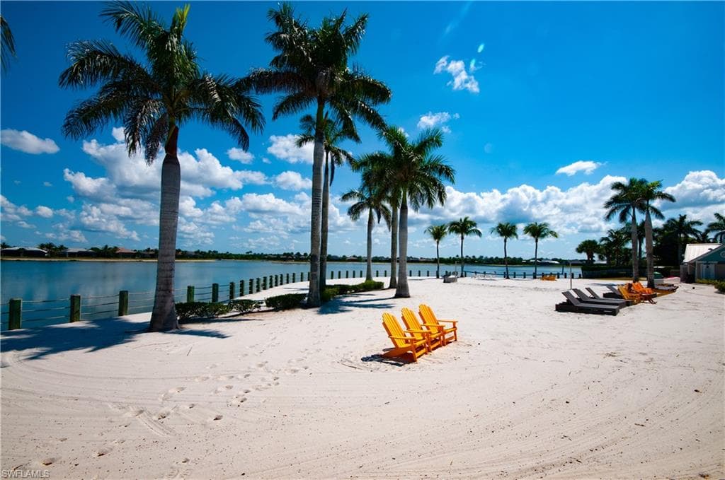 14302 Charthouse Cir, Naples, FL 34114-44