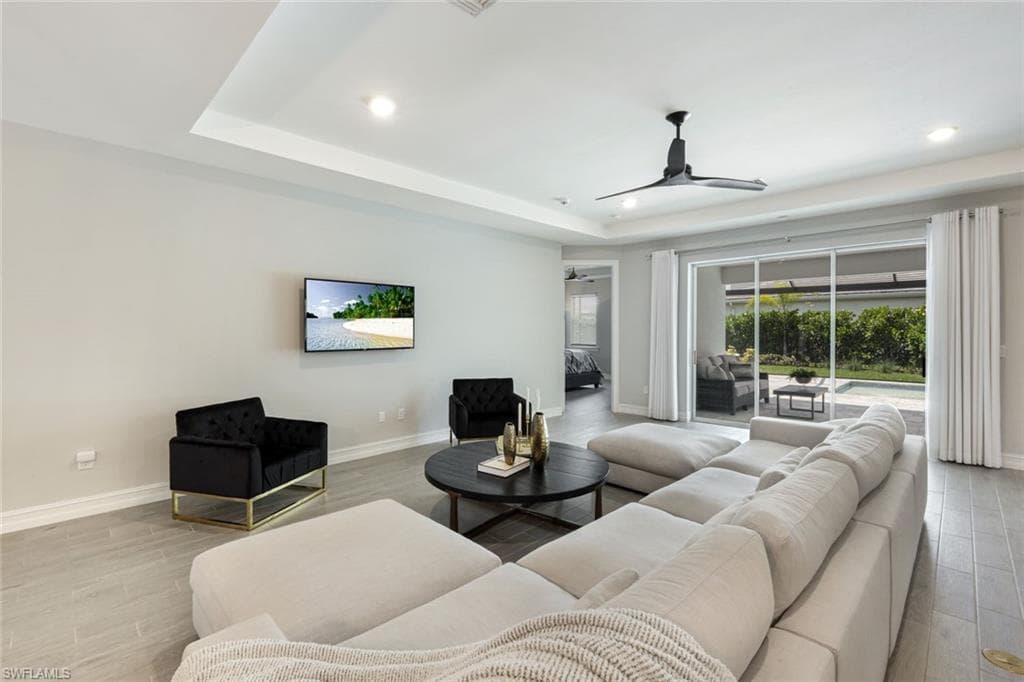 28086 Captiva Shell Loop, Bonita Springs, FL 34135-9