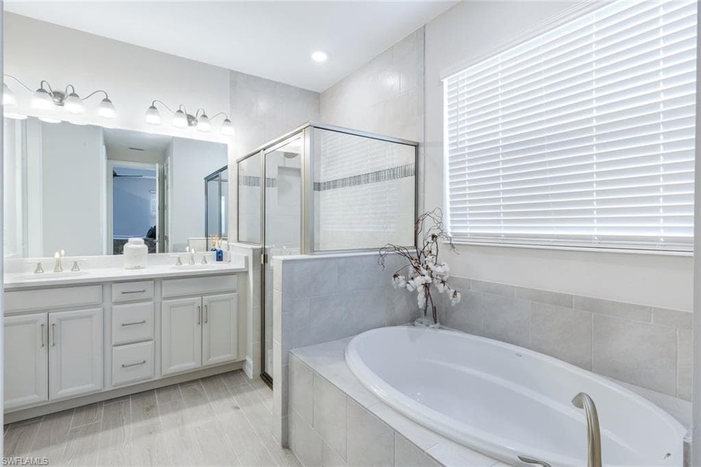 28086 Captiva Shell Loop, Bonita Springs, FL 34135-19