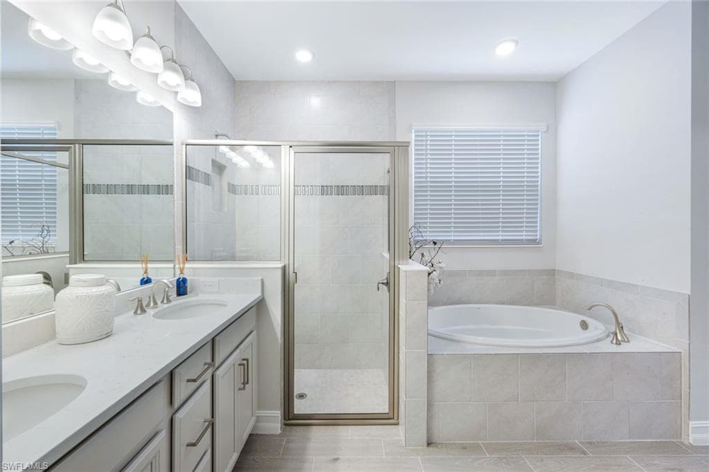 28086 Captiva Shell Loop, Bonita Springs, FL 34135-20