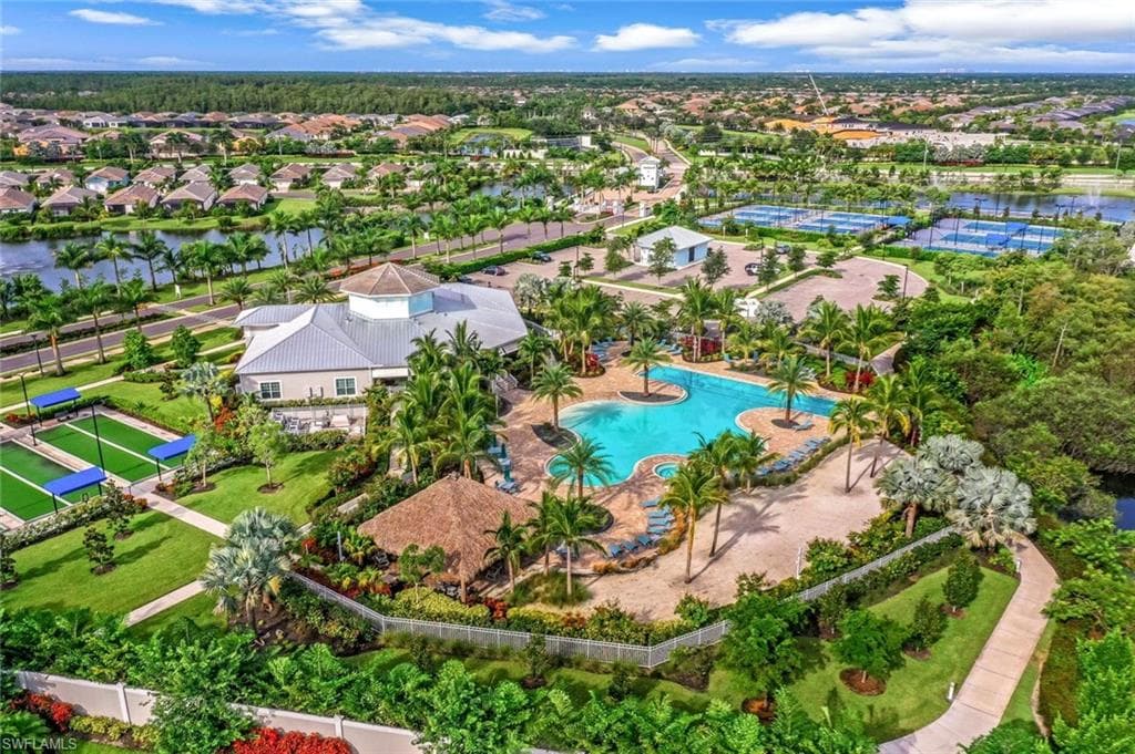 28086 Captiva Shell Loop, Bonita Springs, FL 34135-1