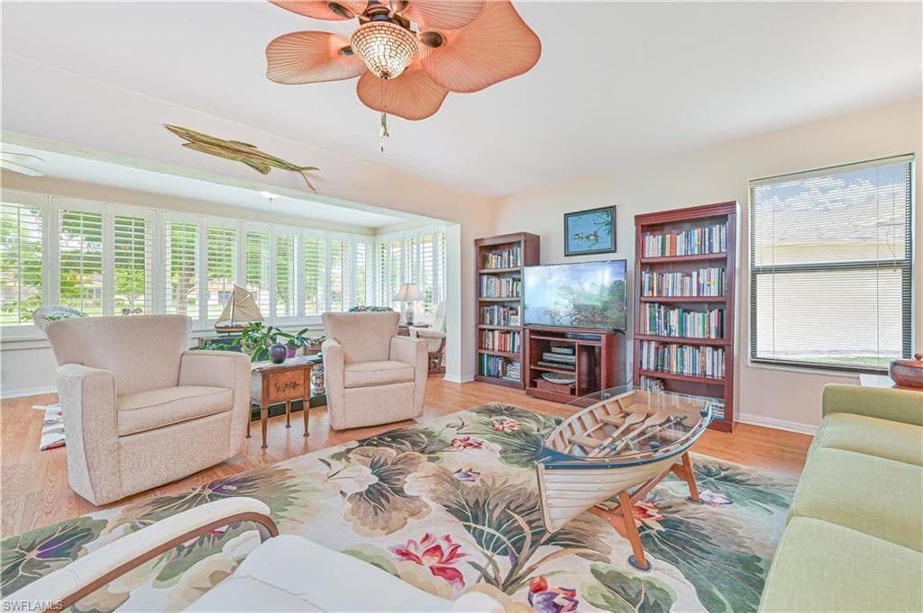 5690 Arvine Cir, Fort Myers, FL 33919-8