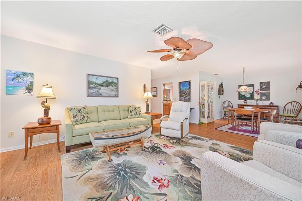 5690 Arvine Cir, Fort Myers, FL 33919-10