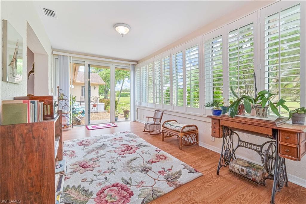 5690 Arvine Cir, Fort Myers, FL 33919-16
