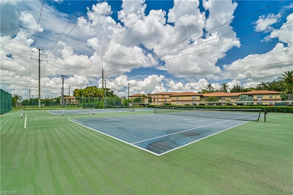 5690 Arvine Cir, Fort Myers, FL 33919-40