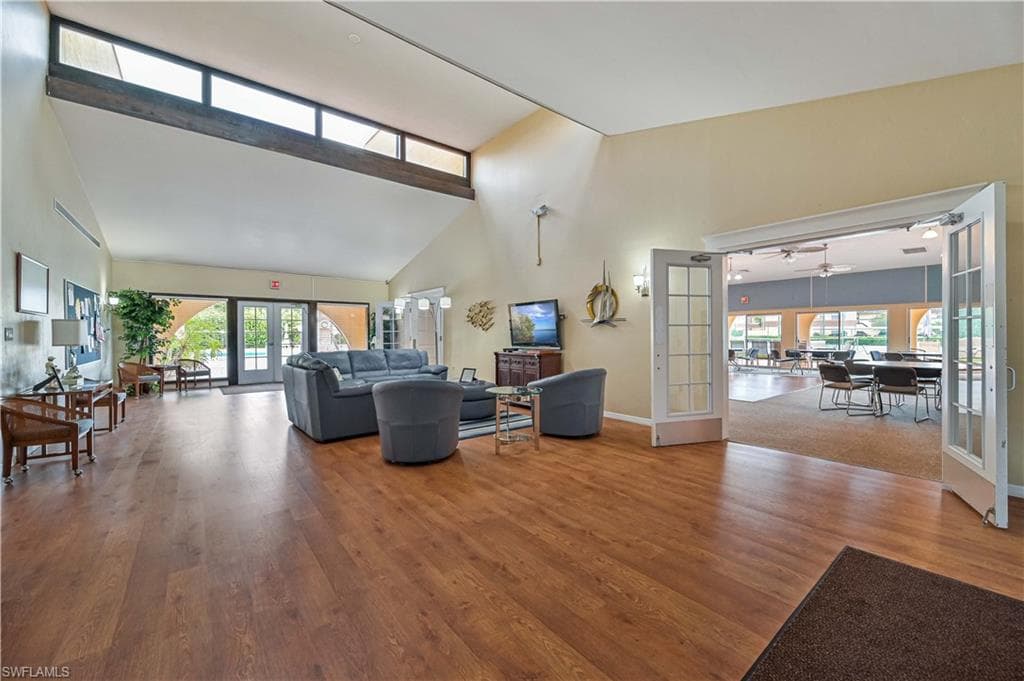 5690 Arvine Cir, Fort Myers, FL 33919-44