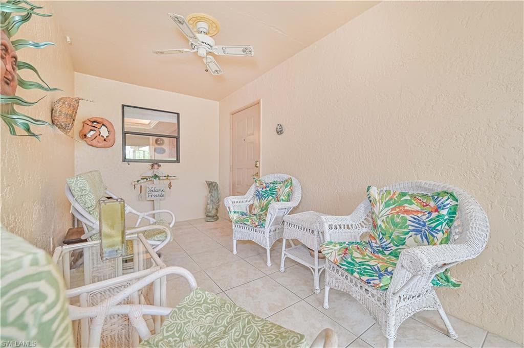 5690 Arvine Cir, Fort Myers, FL 33919-4