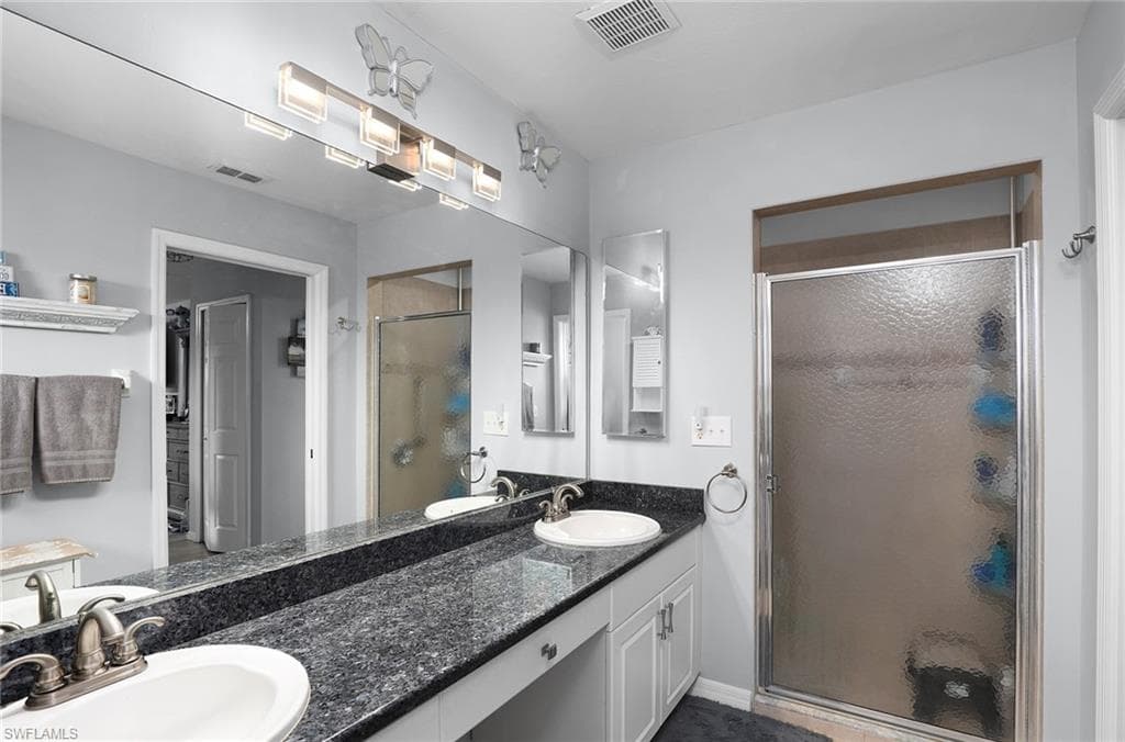 306 29th Ter, Cape Coral, FL 33909-6