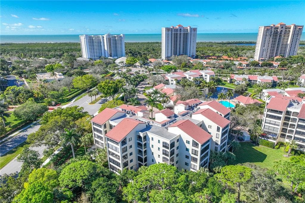 6500 Valen Way A402, Naples, FL 34108-3