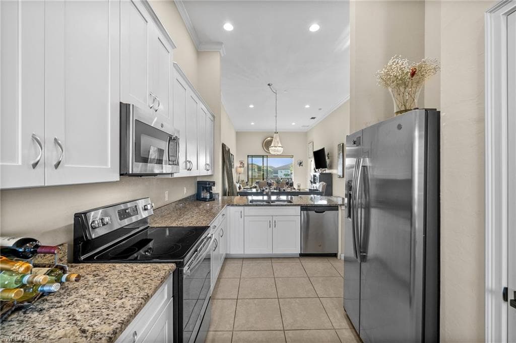 9366 Pocida Ct 202, Naples, FL 34119-13