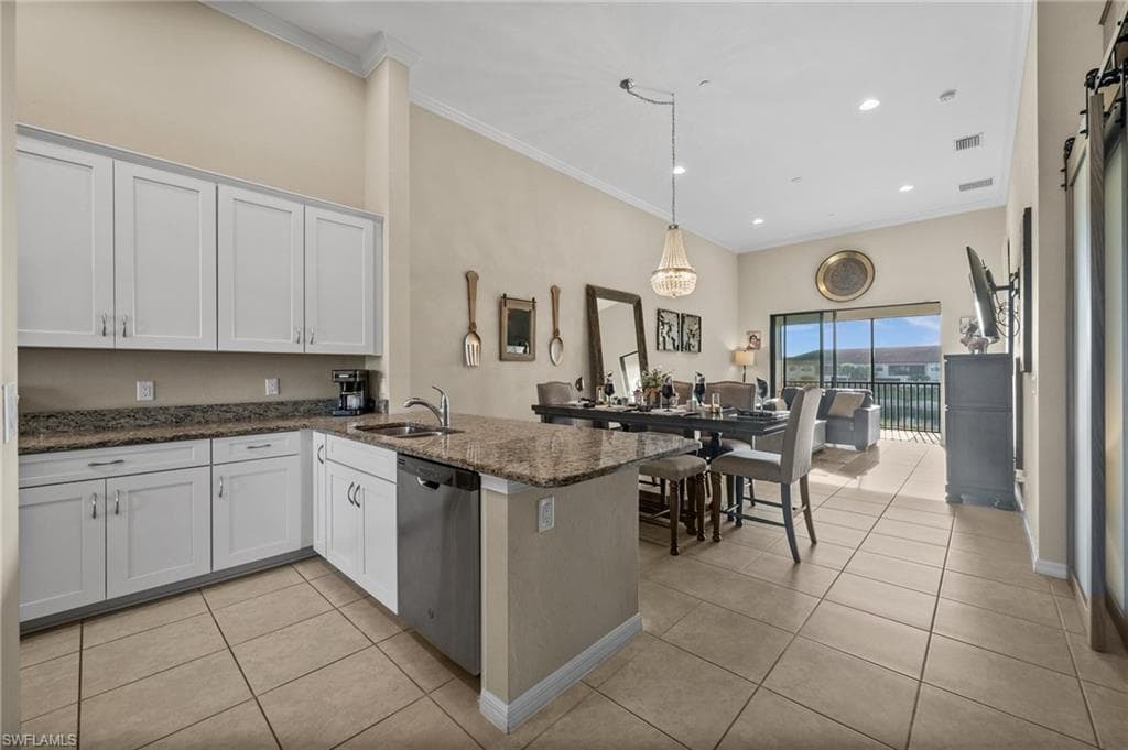 9366 Pocida Ct 202, Naples, FL 34119-14